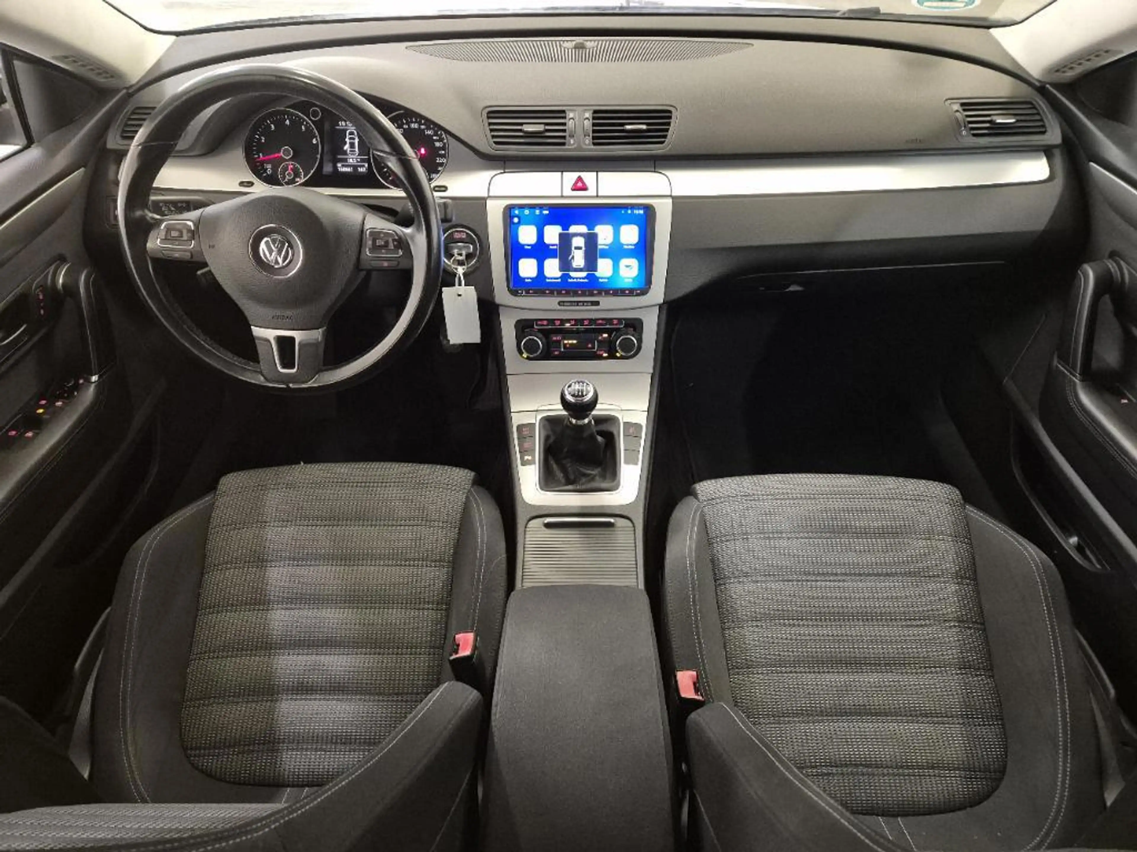 Volkswagen Passat CC 1.8 TSI 4p. — photo 6
