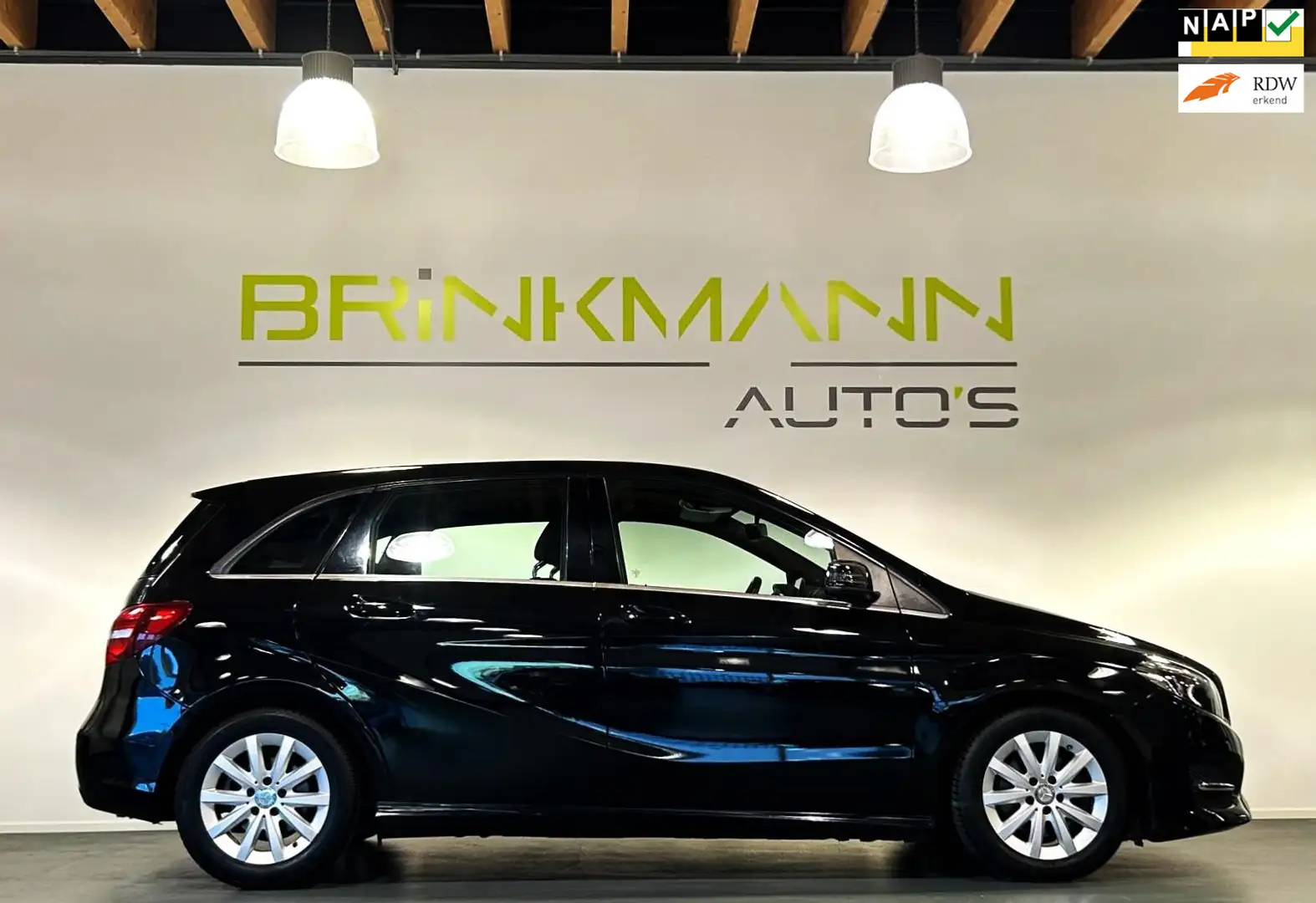 Mercedes-Benz B 180 Lease Edition Ambition - Tr.Haak - APK 05-2026 Noir - 1