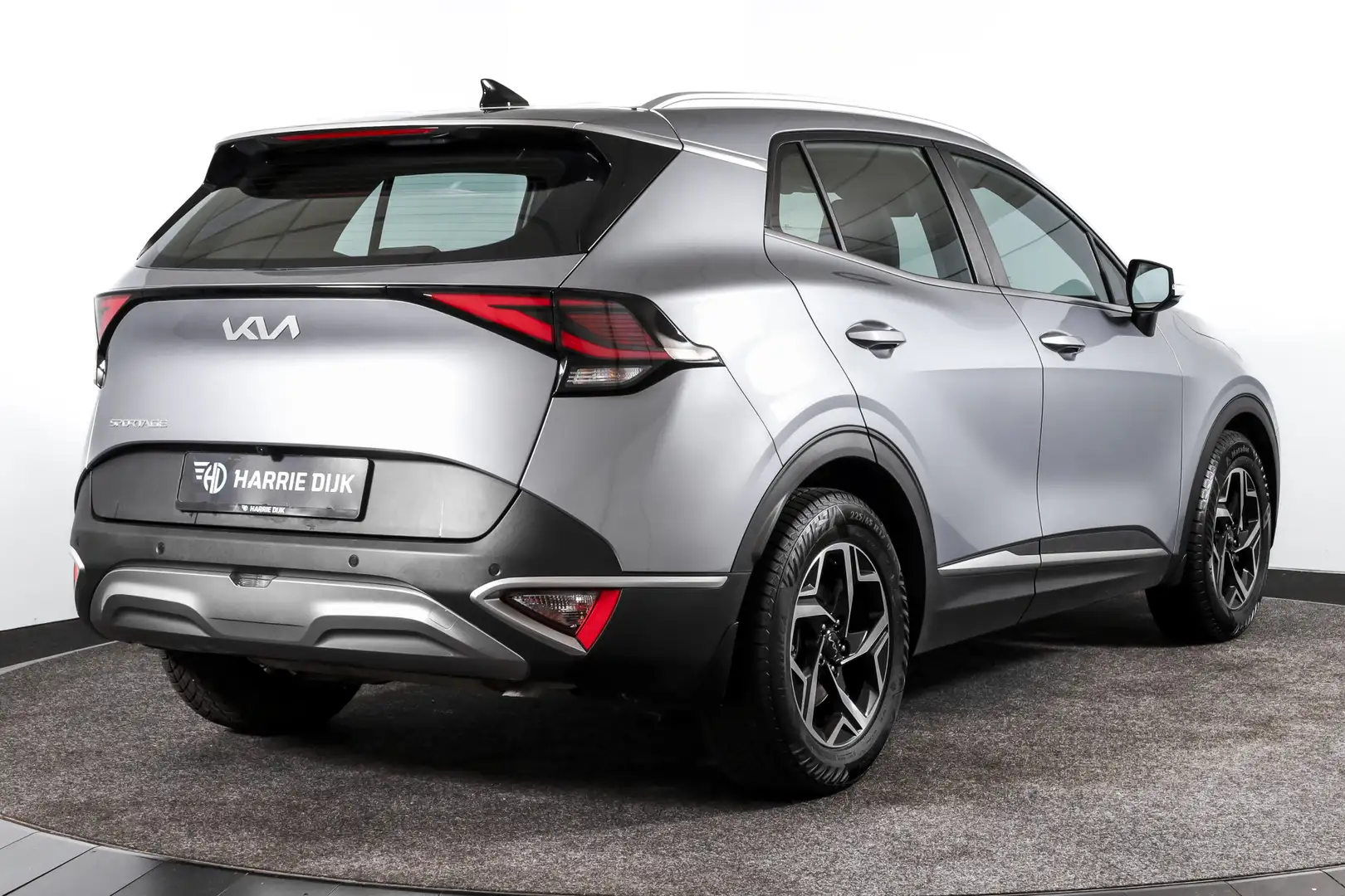 Kia Sportage 1.6 T-GDi MHEV 160 PK DynamicLine - Automaat | Dig Grigio - 2