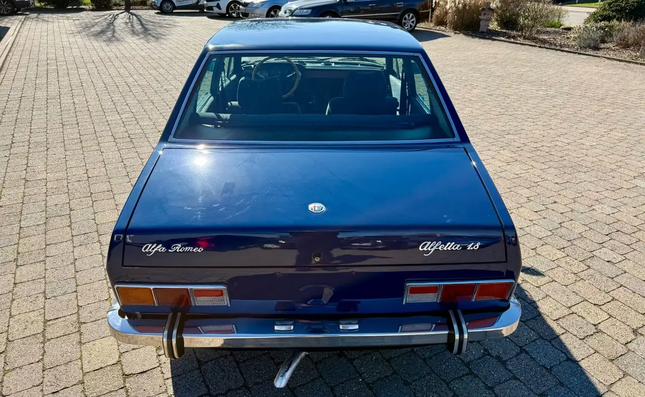 Alfa Romeo Alfetta 1.8 mit Klimaanlage, foto 4