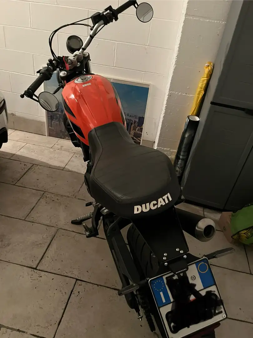 Ducati Scrambler sixty2 - 1