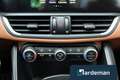 Alfa Romeo Giulia 2.0 T AWD Veloce Driver assist. Carplay Azul - thumbnail 13