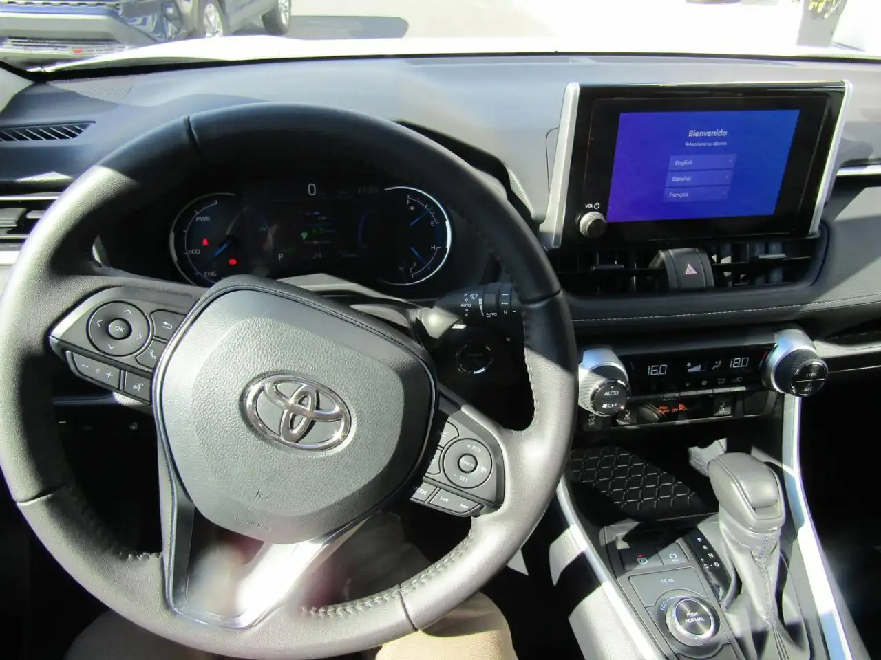 Toyota RAV 4 снимка Toyota RAV 4