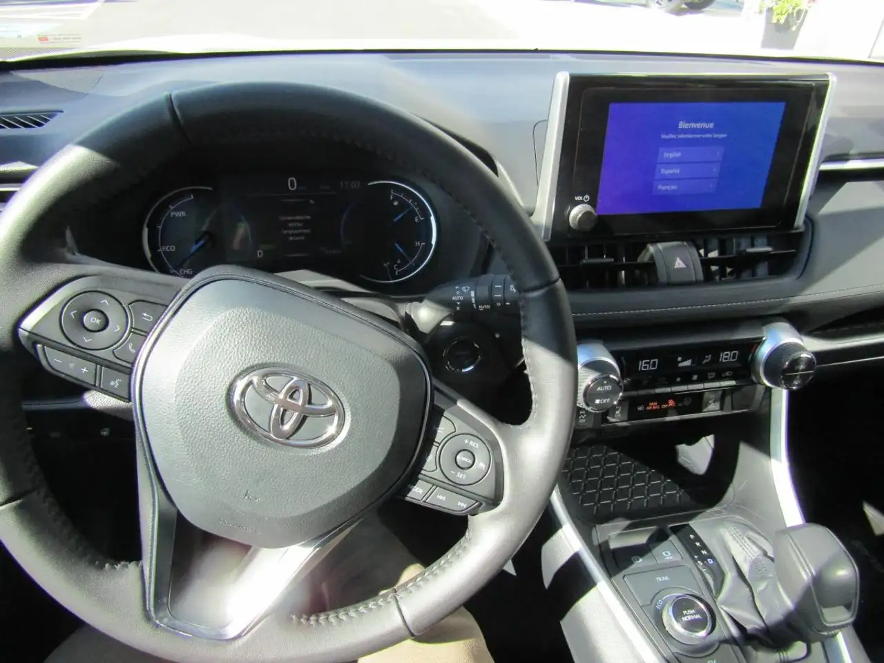 Toyota RAV 4 снимка Toyota RAV 4