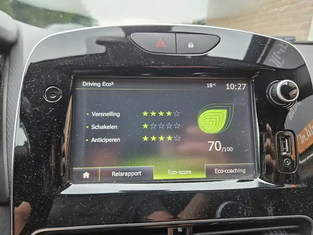 Renault Clio view 15
