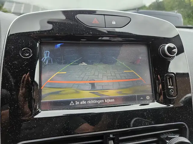 Renault Clio view 27