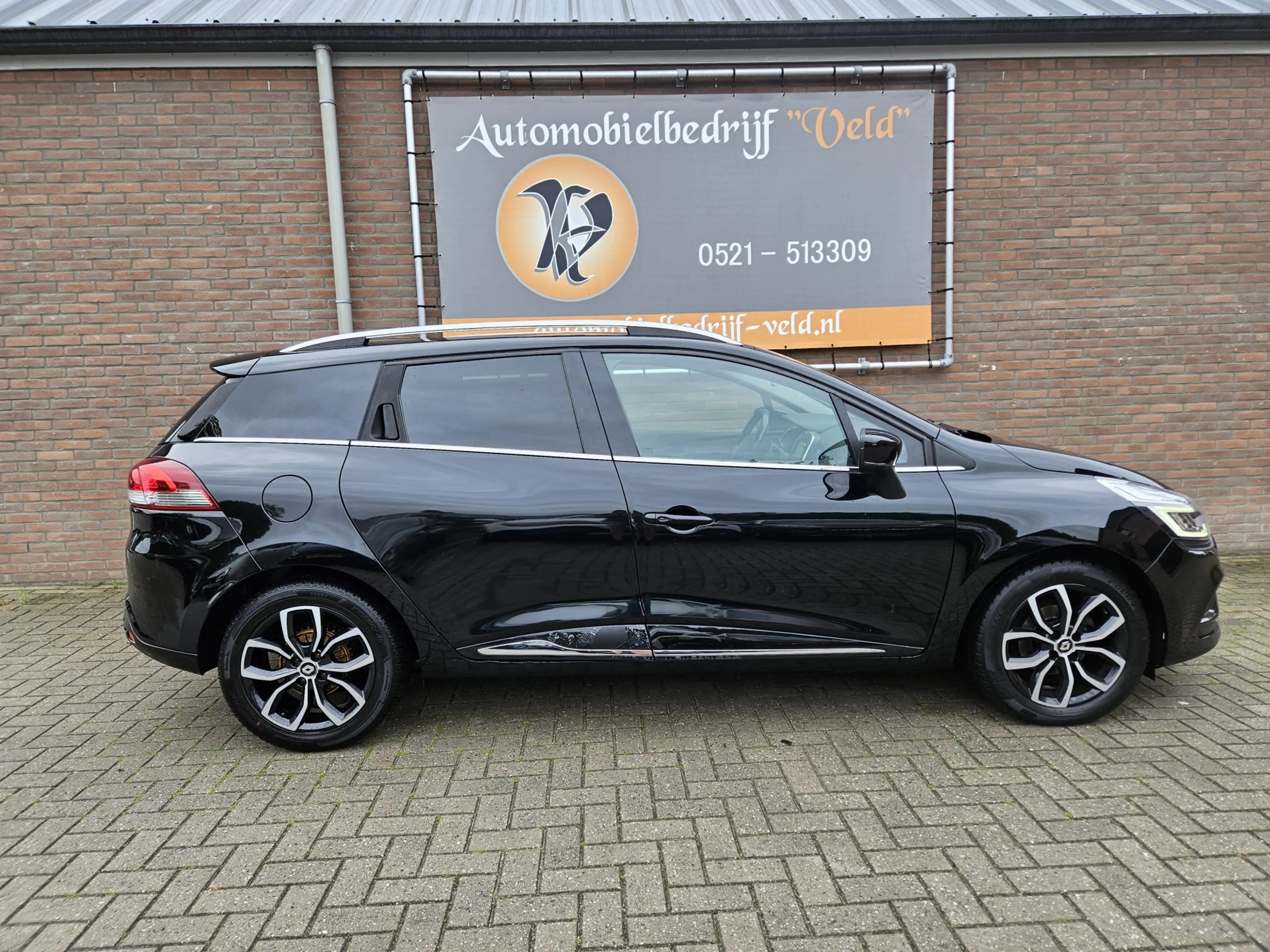 Renault Clio Estate 0.9 TCe Intens — photo 32