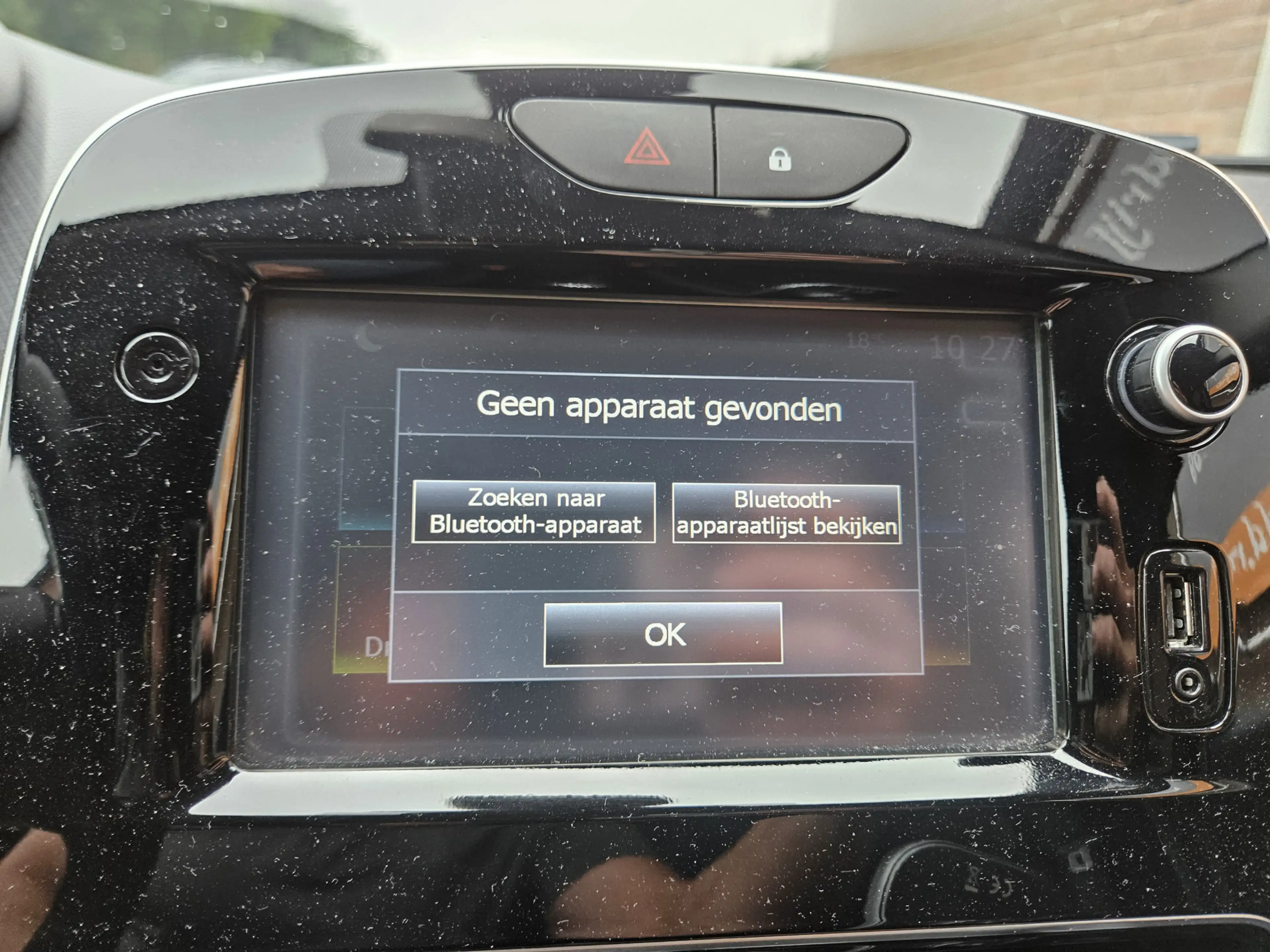 Renault Clio Estate 0.9 TCe Intens — photo 16