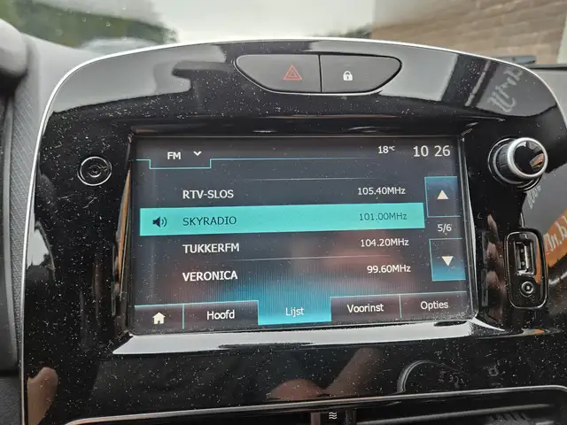Renault Clio view 12