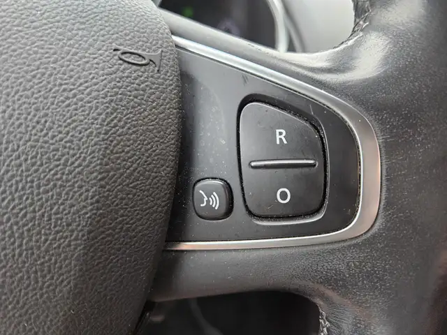 Renault Clio view 23