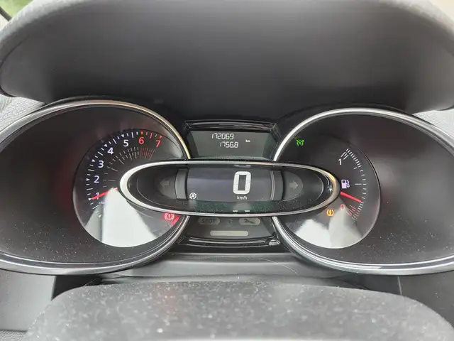 Renault Clio view 10
