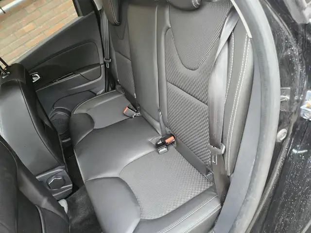 Renault Clio view 26