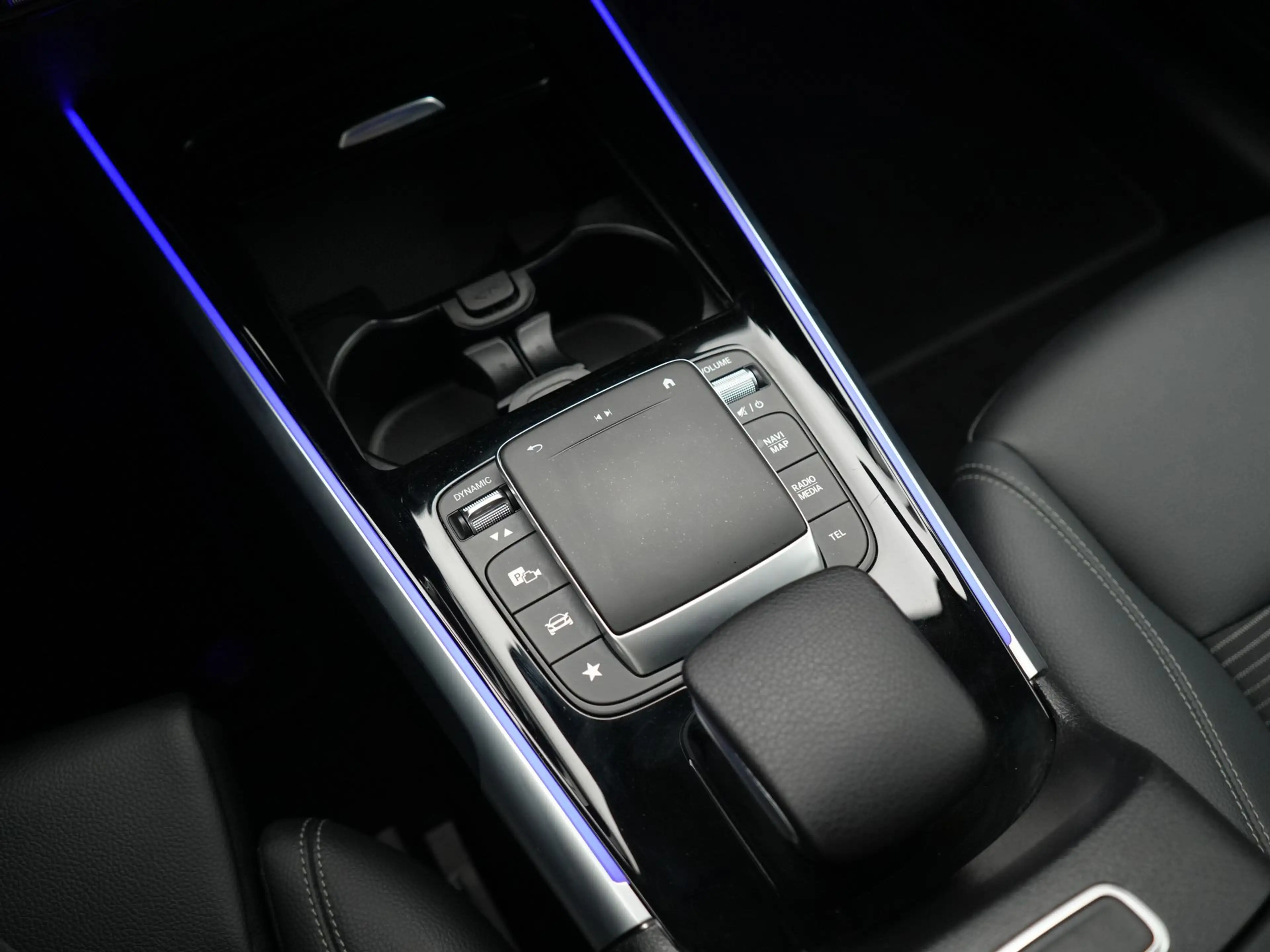 Mercedes-Benz EQB 300 4MATIC Luxury Line 7p. 67 kWh 228pk Dealer O.H | S — photo 16
