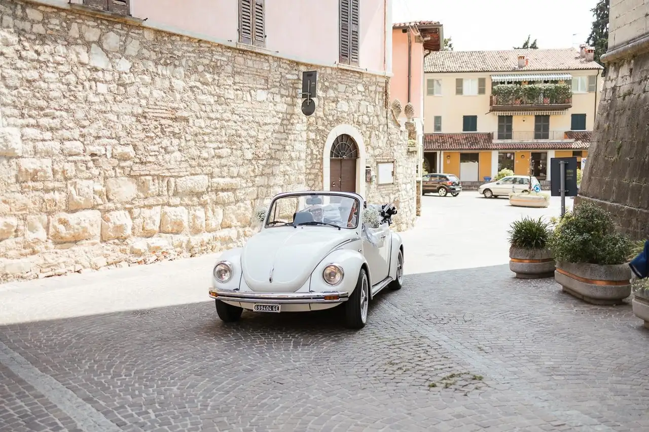 Volkswagen Maggiolino Cabrio, foto 2