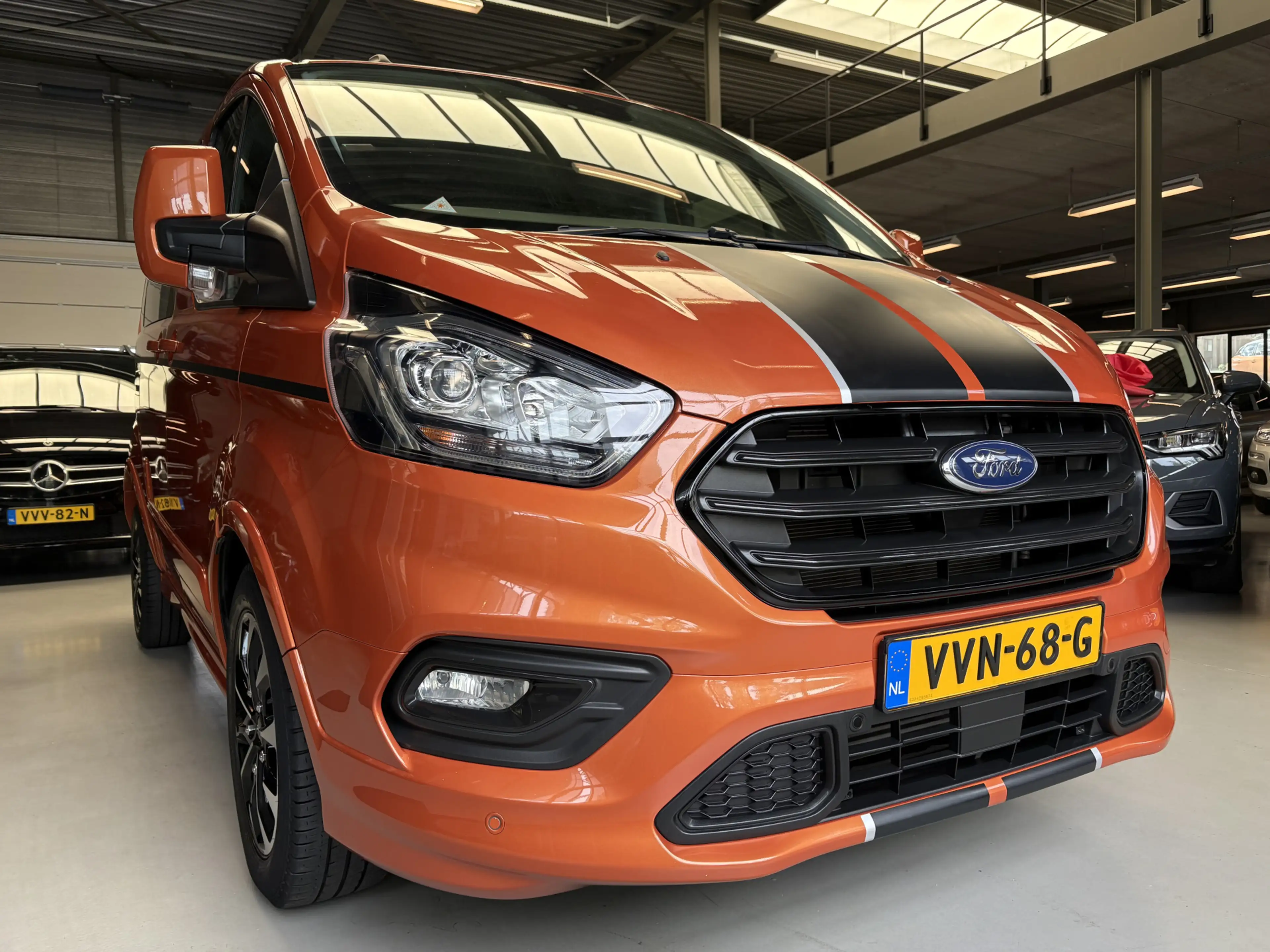 Ford Transit Custom 320 2.0 TDCI L1H1 Sport DC Camera, Cruise, PDC — photo 13