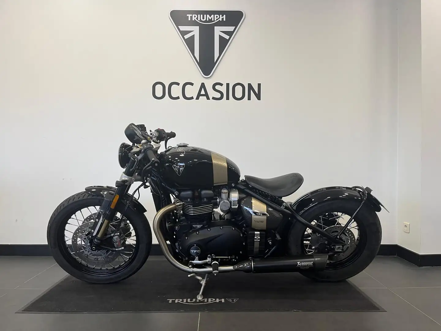 Triumph Bonneville Bobber - 1