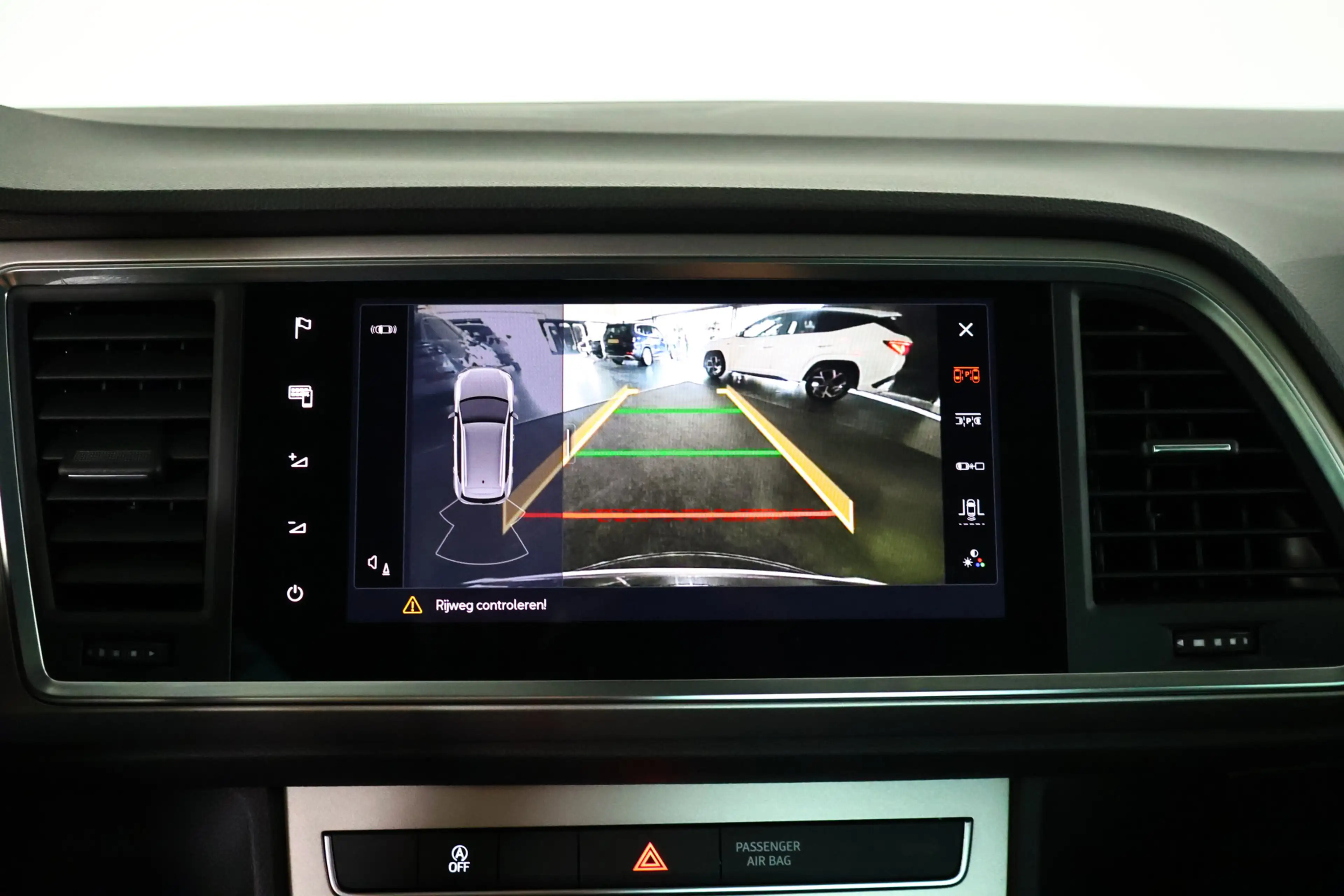 SEAT Ateca 1.5 TSI Xperience / LED / DSG / CarPlay / Cam — photo 8