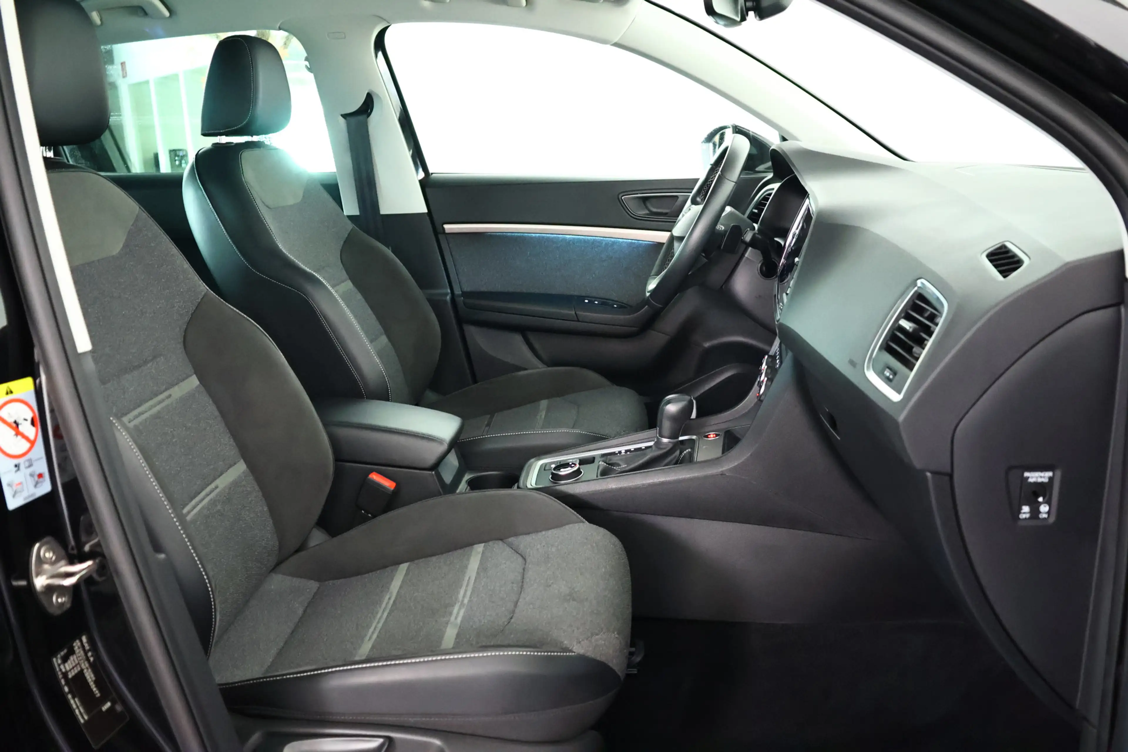 SEAT Ateca 1.5 TSI Xperience / LED / DSG / CarPlay / Cam — photo 15