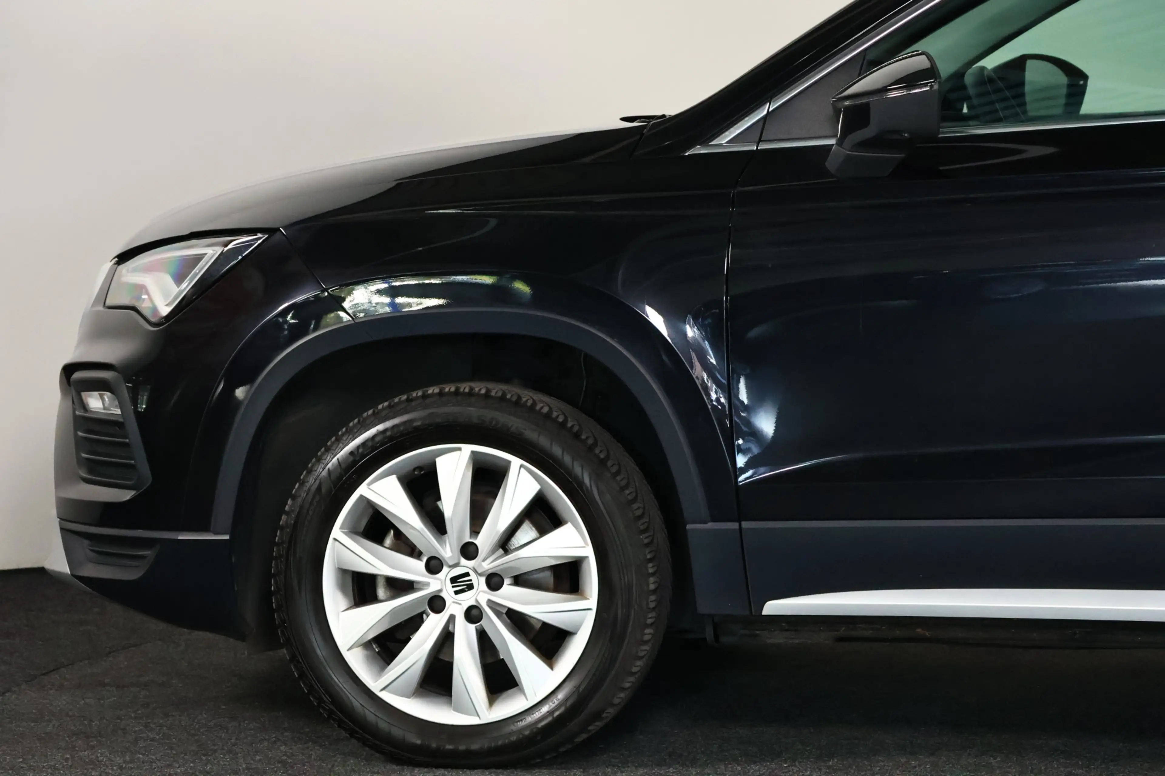 SEAT Ateca 1.5 TSI Xperience / LED / DSG / CarPlay / Cam — photo 26