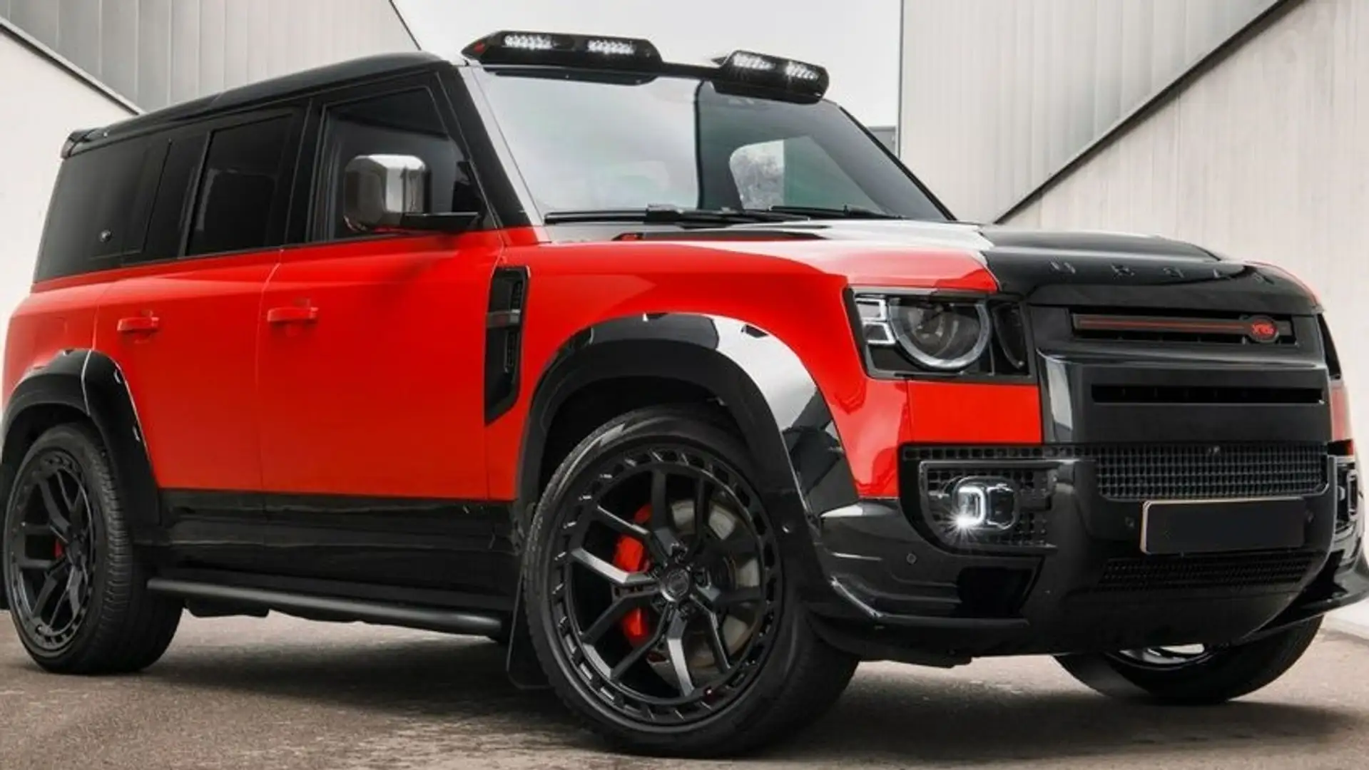 Land Rover Defender 110 5.0 V8 AWD Aut. 525 Rojo - 1