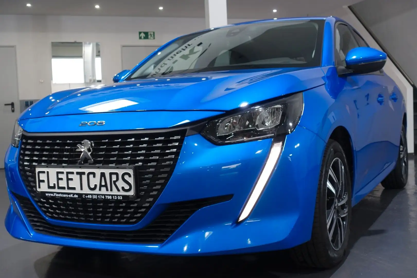 Peugeot 208 Allure BlueHDI - LED - Einparkhilfe - NAVI Azul - 2