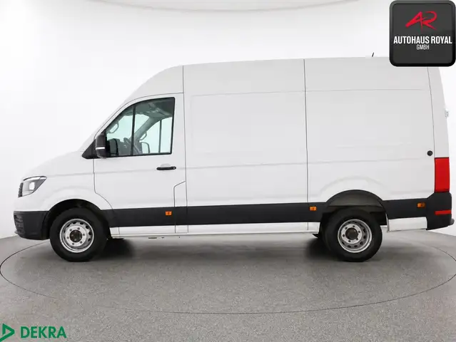 Volkswagen Crafter view 2