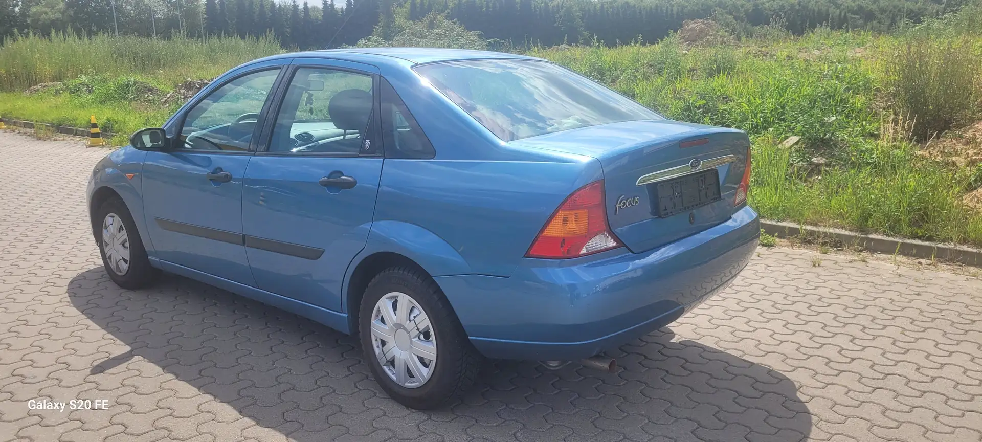 Ford Focus Ghia Bleu - 2