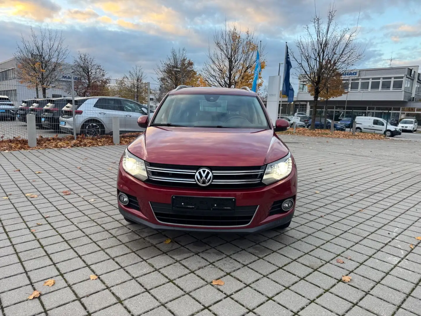 Volkswagen Tiguan 2.0 TDI Sport & Style BMT 4Motion/1.Hand Rot - 2