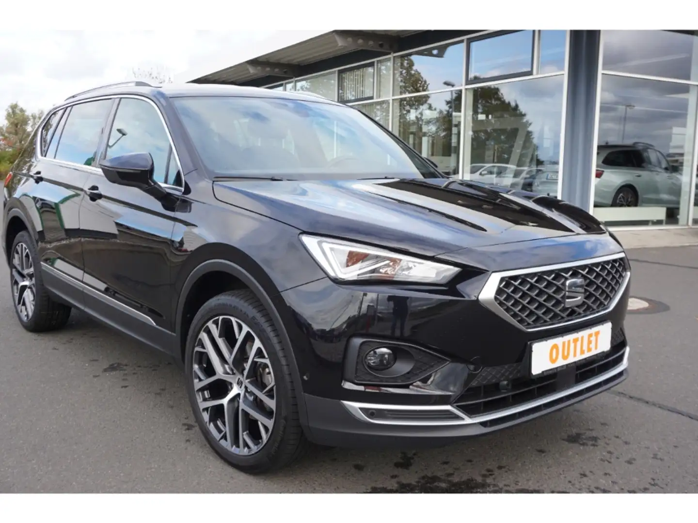 SEAT Tarraco 2.0TDI Xperience-7Sitze-AHK-Standheizung-Navi-DAB- Schwarz - 1