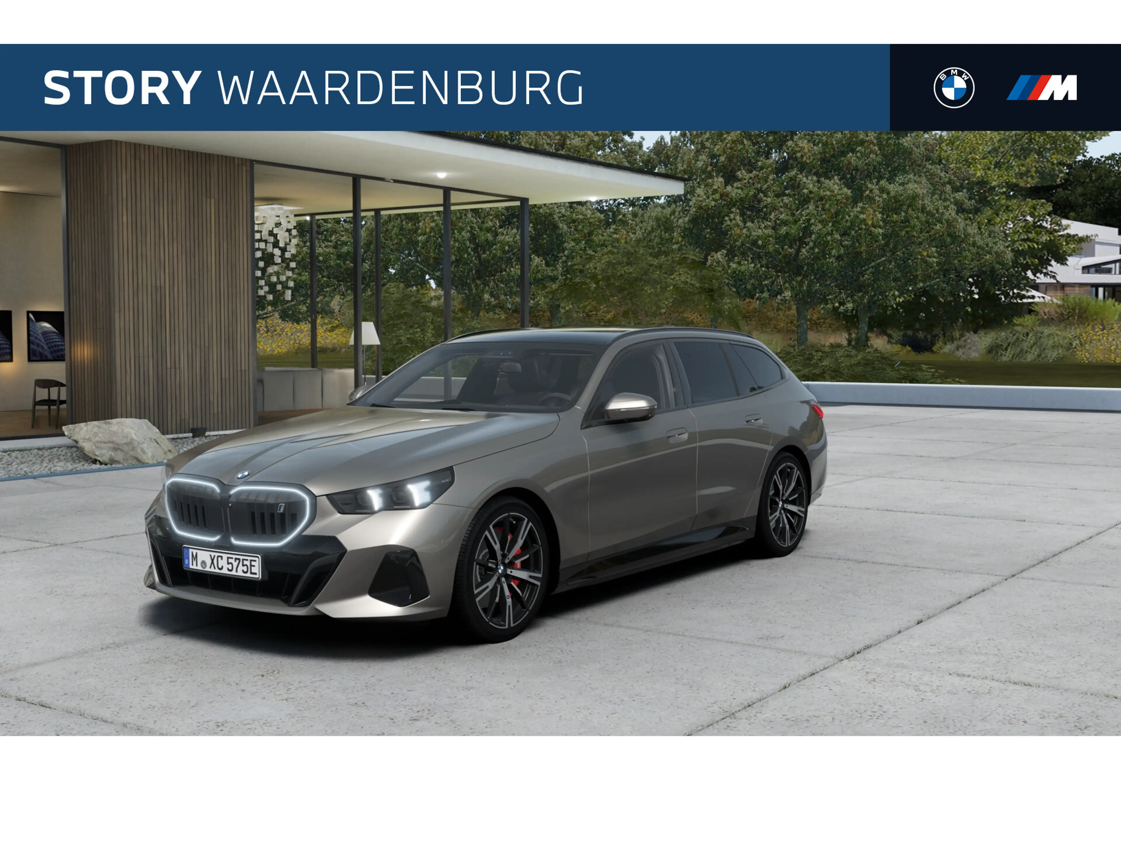 BMW i5 Touring eDrive40 M Sport / Panoramadak / Trekhaak
