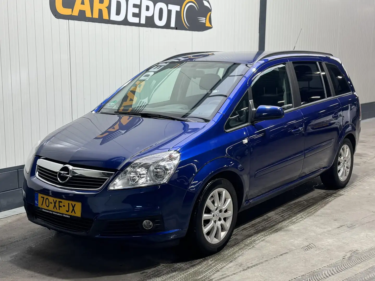 Opel Zafira 1.8 Temptation 7 Persoons Nette wagen Blau - 1