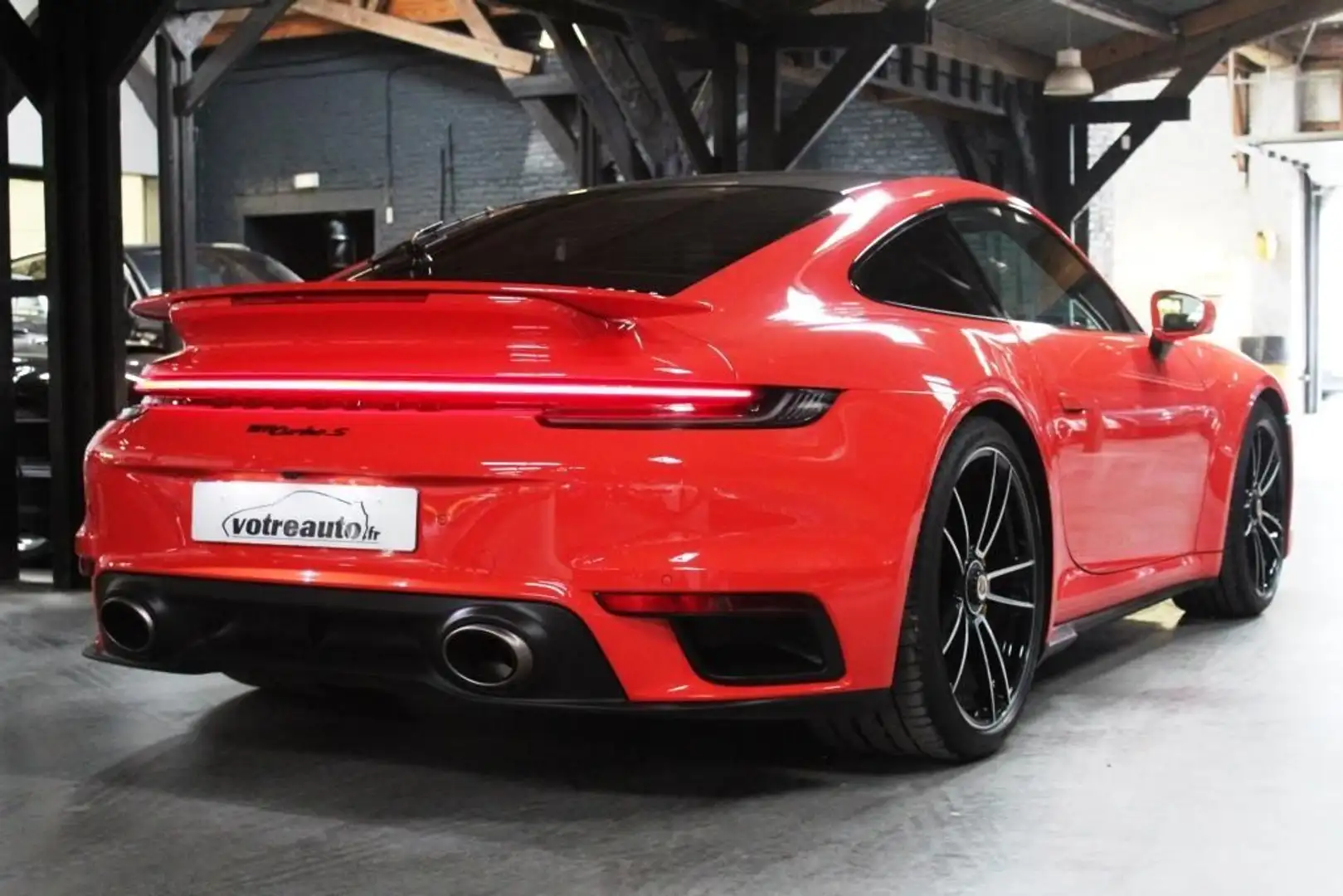 Porsche 911 (992) COUPE 3.8 650 TURBO S Orange - 2
