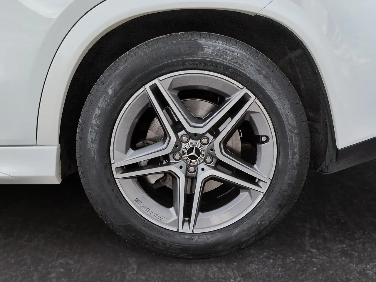 Mercedes-Benz GLE снимка Mercedes-Benz GLE