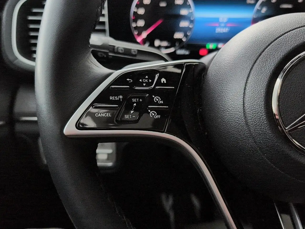 Mercedes-Benz GLE снимка Mercedes-Benz GLE