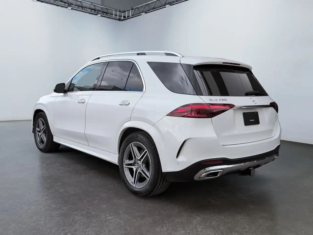 Mercedes-Benz GLE снимка Mercedes-Benz GLE