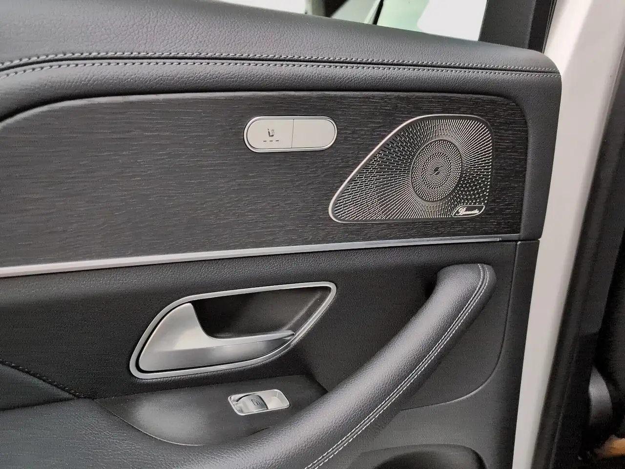 Mercedes-Benz GLE снимка Mercedes-Benz GLE