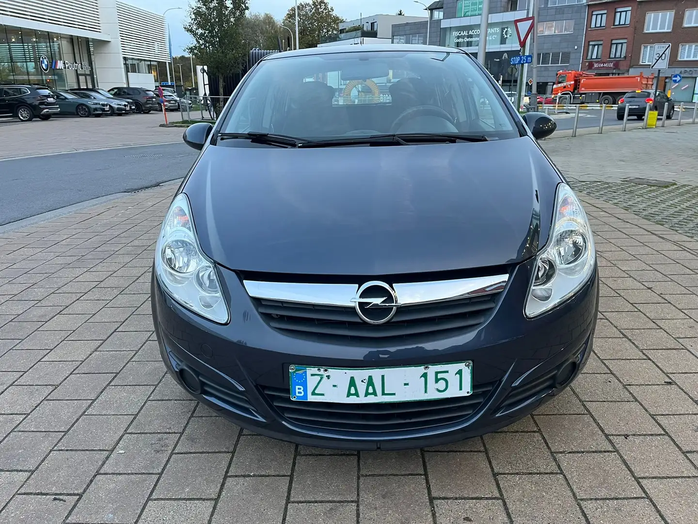 Opel Corsa Corsa 1.0i Enjoy Gris - 1
