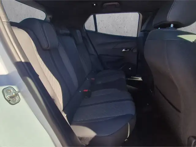 Peugeot 2008 view 14