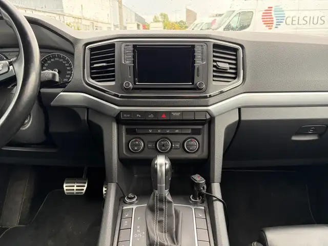 Volkswagen Amarok view 11