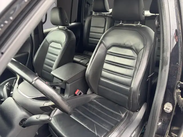 Volkswagen Amarok view 12