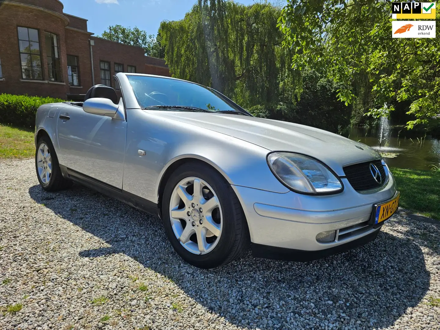 Mercedes-Benz SLK 200 AUTOMAAT/airco/CRUISE *apk:06-2026* Grijs - 1