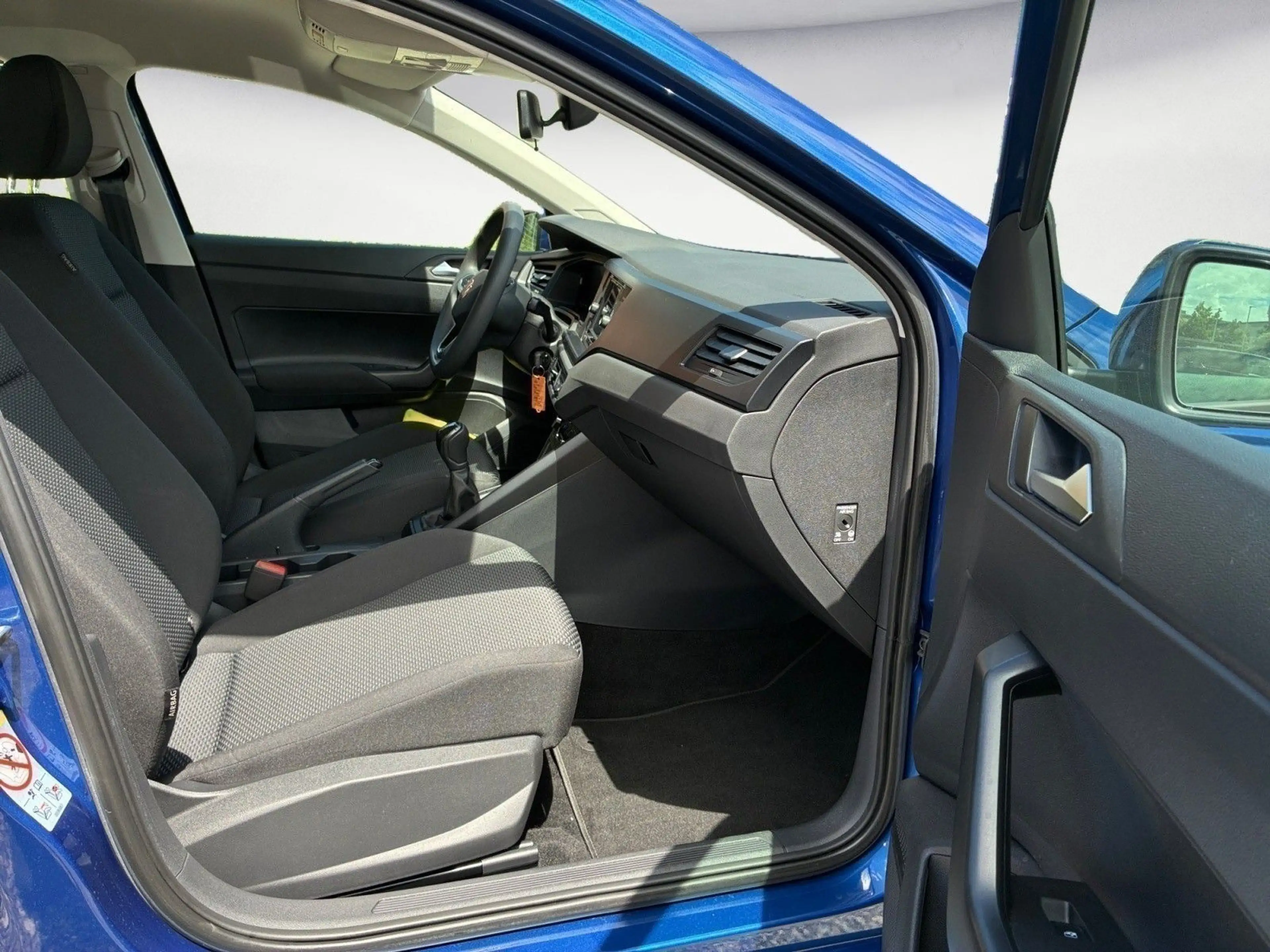 Volkswagen Polo 1.0 TSI KLIMA*LED*ZV*ISOFIX*USB*DAB+ — photo 8