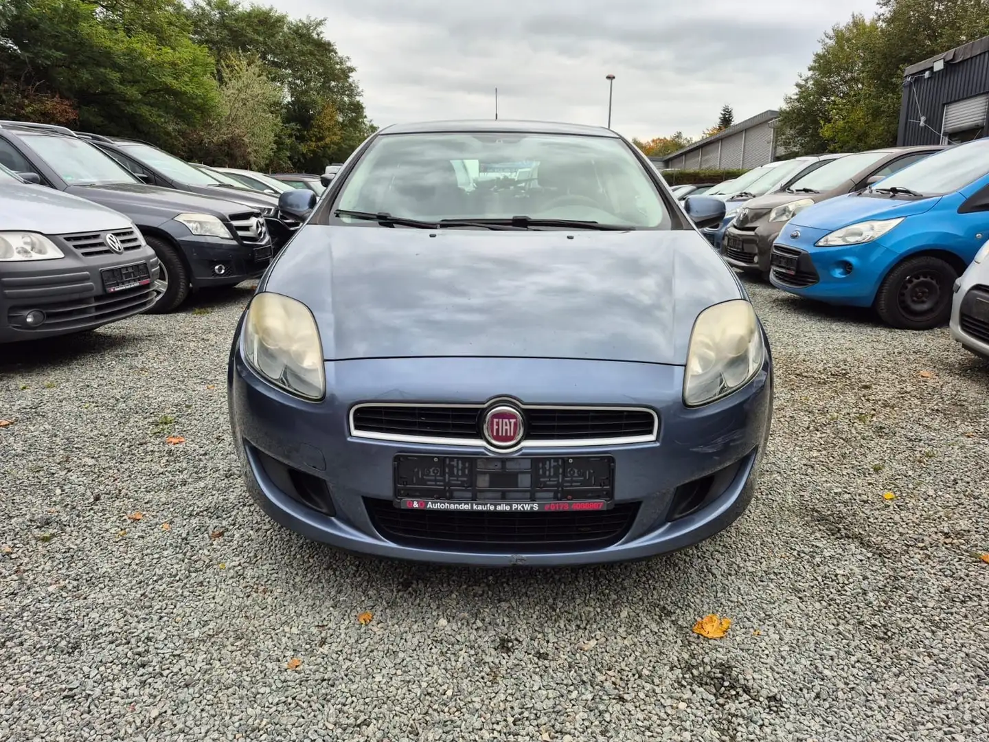 Fiat Bravo 1.4 16V Active Blau - 2