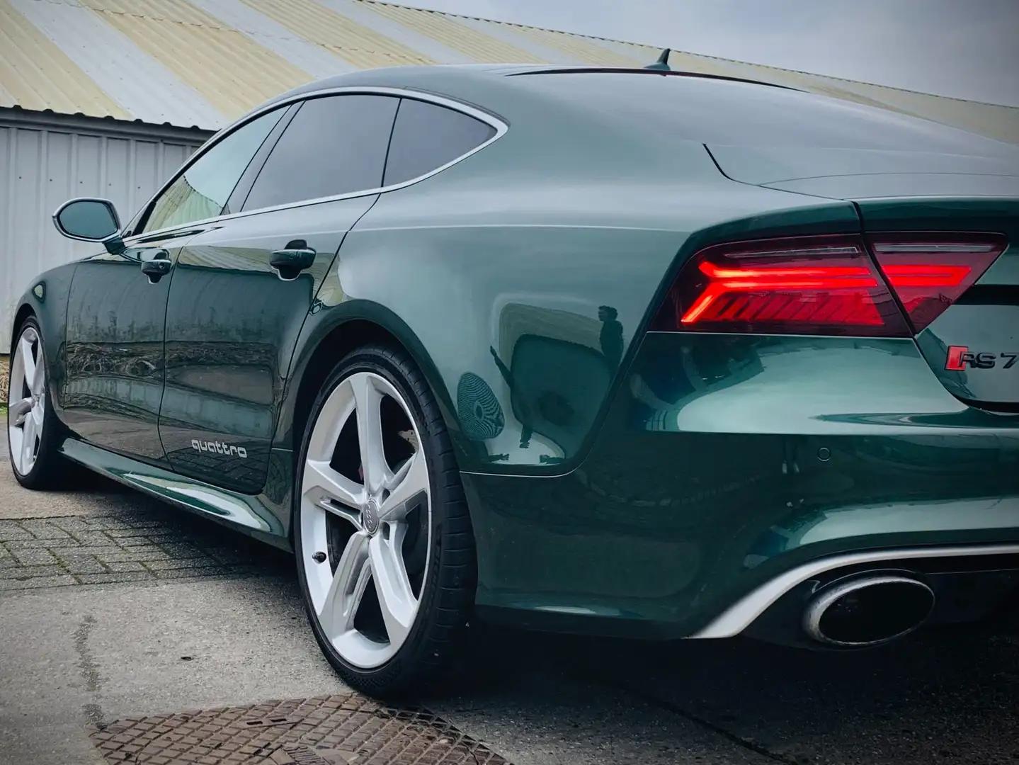 Audi RS7 Verdant Green - Audi Exclusive - from collector Groen - 2
