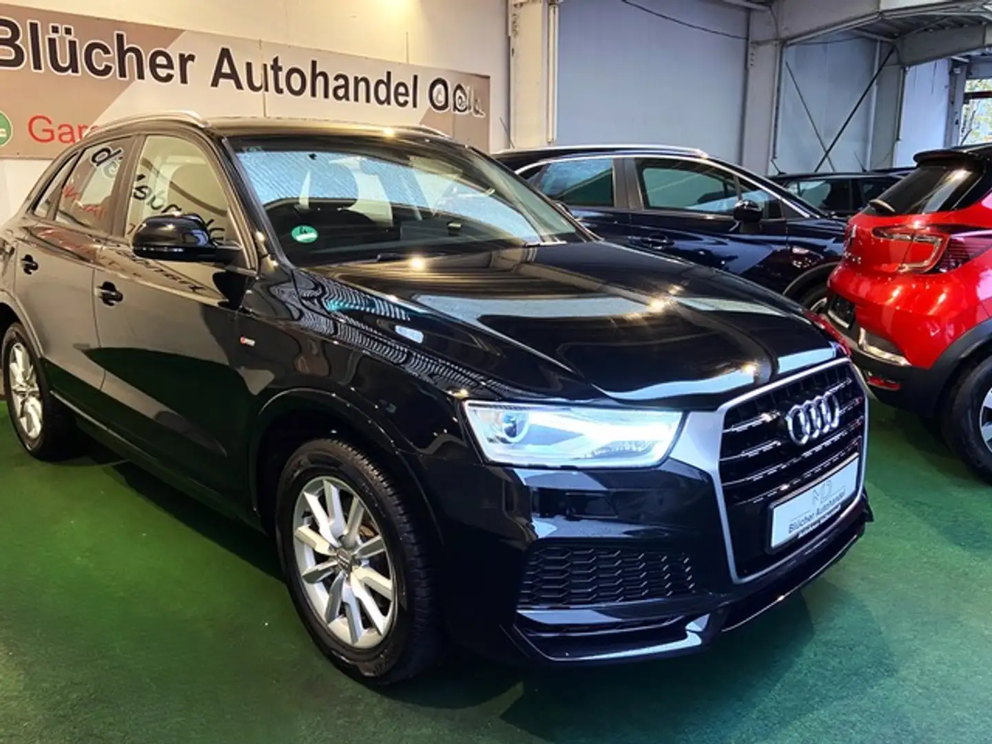 Audi Q3 S Line Sportpaket Automatik Sonderedition Zwart - 2