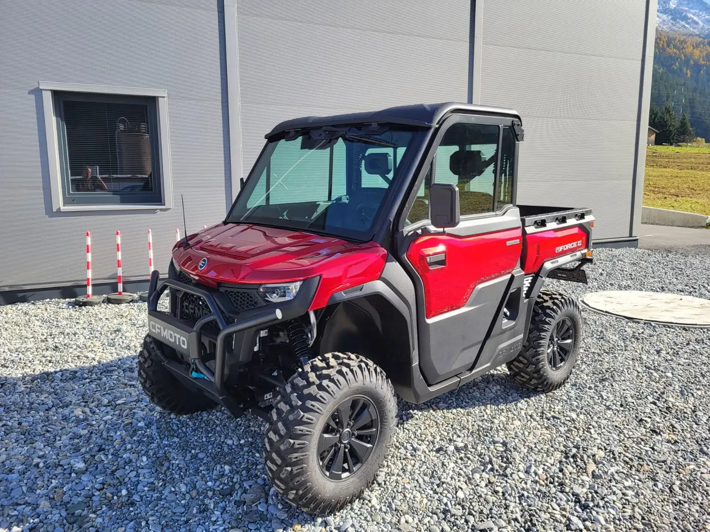 CFMOTO UForce 1000 U10 Highland Pro Rot - 2