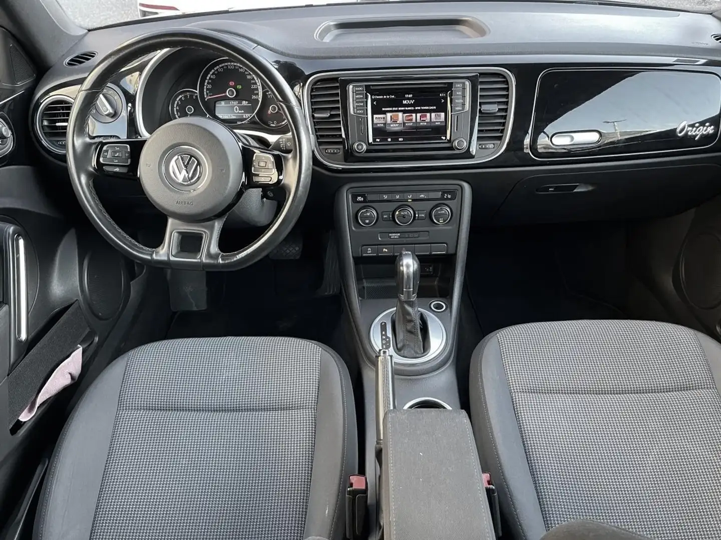 Volkswagen Coccinelle Cabriolet Origin 1.2 16V TSI 105 BlueMotion DSG 7 Schwarz - 2