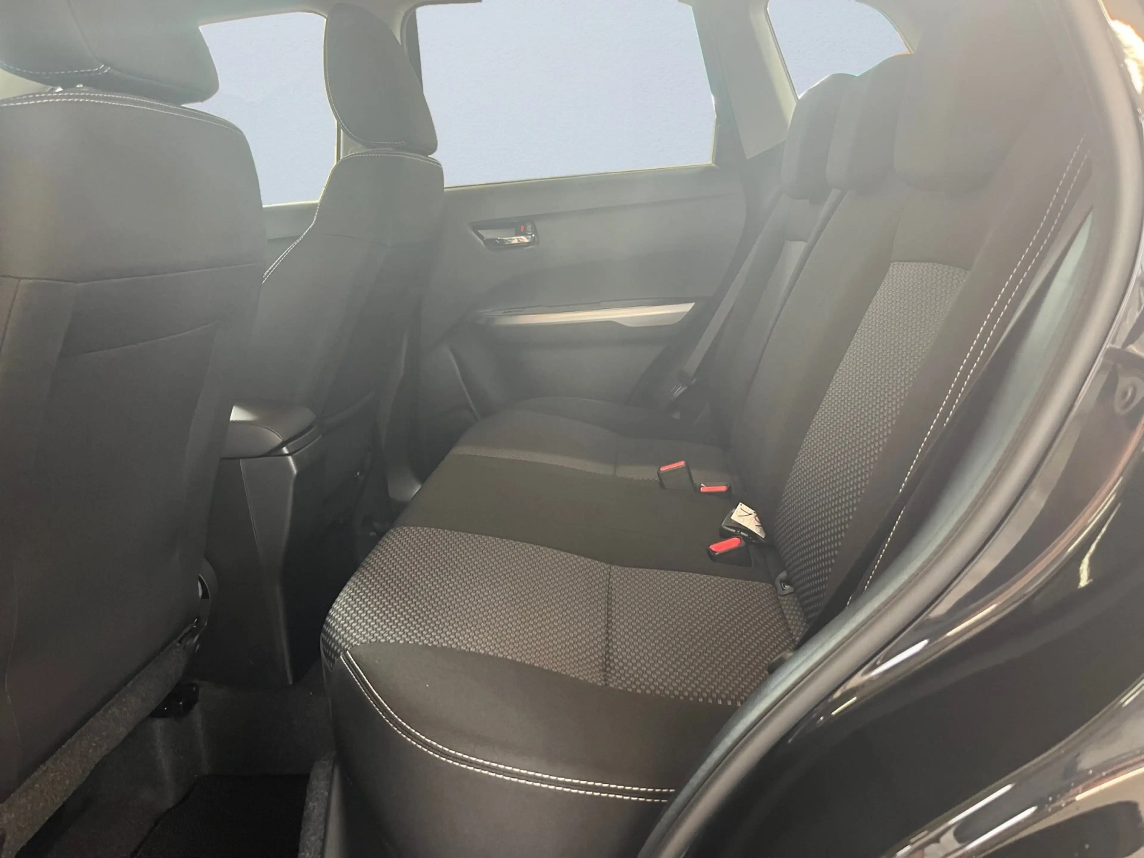 Suzuki Vitara DITC 1.4 Boosterjet Shine Allgrip ACC LED — photo 7