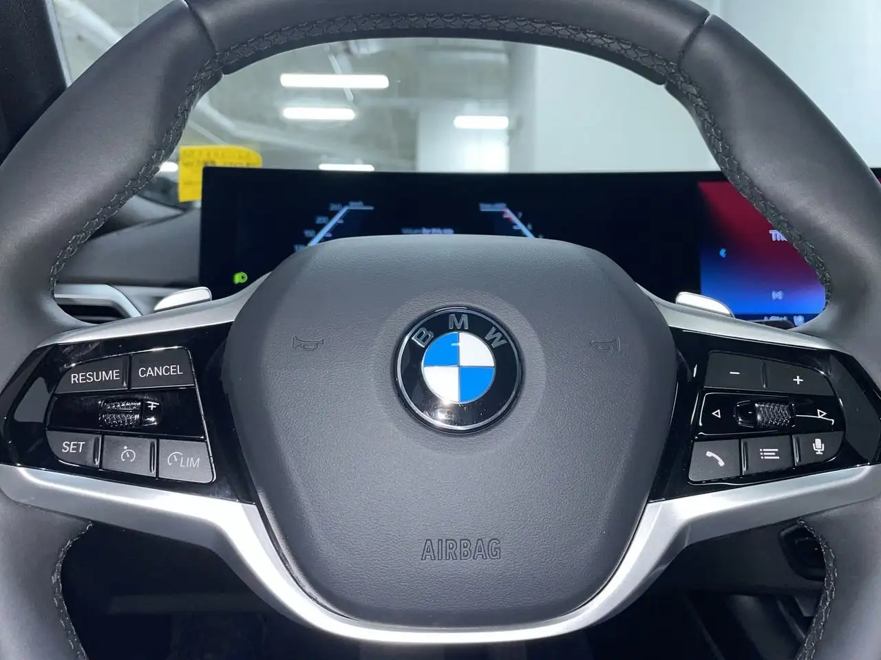 BMW 3 Series снимка BMW 3 Series