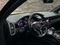 Porsche Cayenne 3.0 E-Hybrid Pano Trekhaak Porsche Aproved Garanti Zwart - thumbnail 3